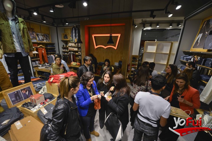 Fotografía en Levi's®  presentó nueva colección de Jeans para mujeres, Levi'Store