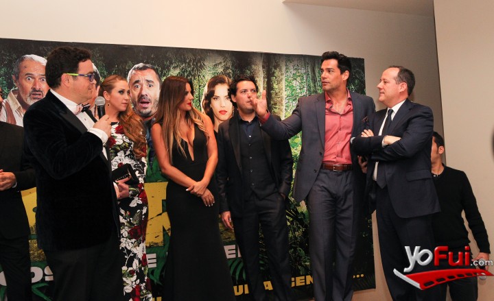 Fotografía en Avant première de "Lusers los amigos no se eligen", Cine Hoyts