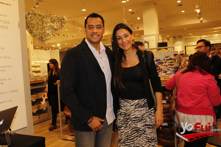 Hotuiti Teao, Francisca Ayala