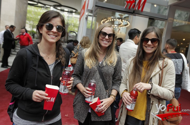 YoFui.com GLACEAU vitaminwater presente en inauguración de H&M en Casacostanera, Tienda H&M, Mall Casacostanera (6218)