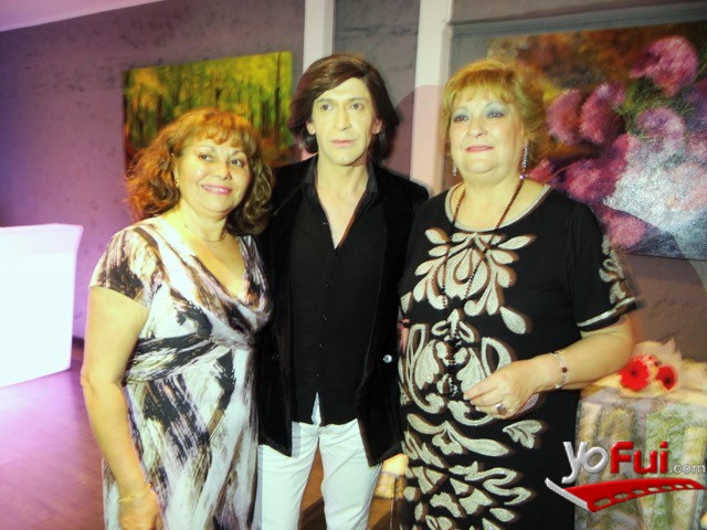 Gloria Guzmán, Doble de Camilo Sesto, Valeska Silva