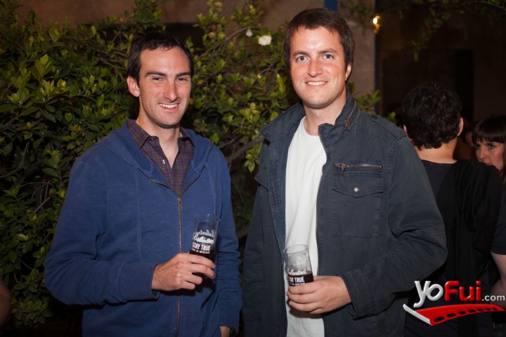 Fernando Searle, Carlos Barcelo