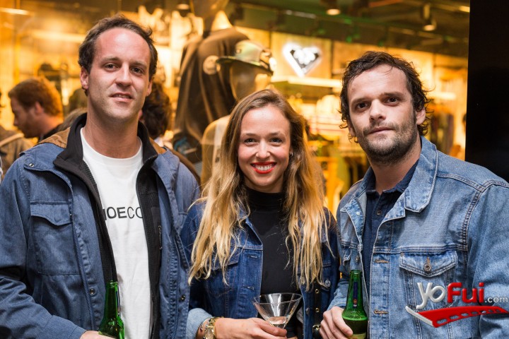 YoFui.com Apertura de Quiksilver & Roxy en el mall Casacostanera, Quiksilver & Roxy (6311)