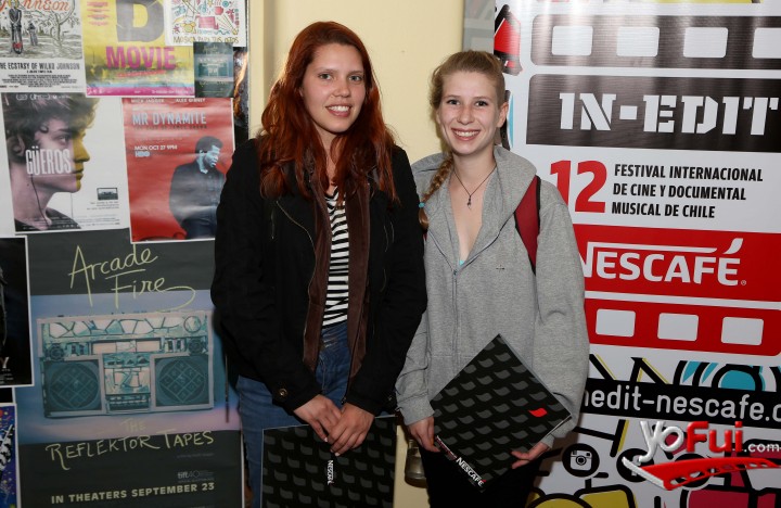 Valentina Gilabert, Ana Perona