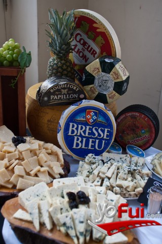 Fotografía en 5º edición chilena de la Cofradía Internacional de los Queseros “Guilde des Fromagers”, Tetro Municipal de Santiago