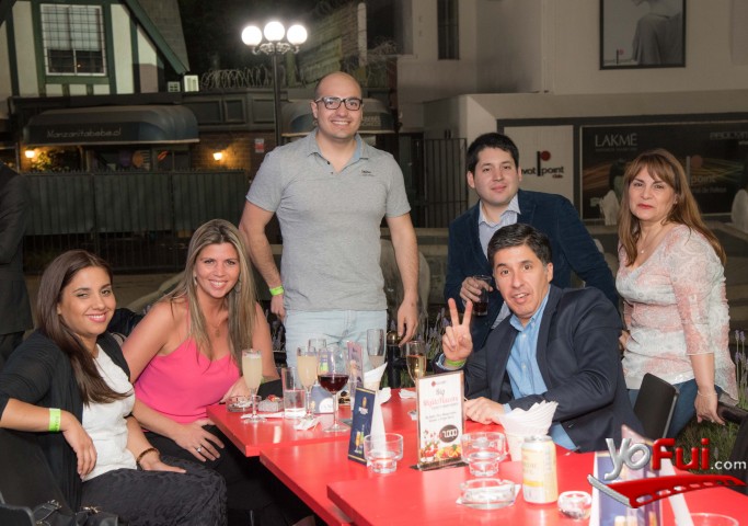 Bianca Gutiérrez, Natalia Harthard, Roberto Contreras, Nicolás Balboa, Reinaldo Carrizo, Cecilia Quintanilla