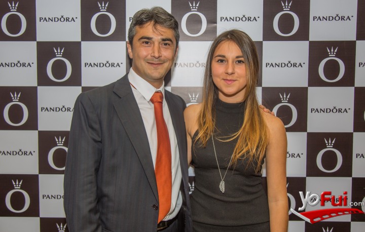 Enrique Vilches, Daniela Vilches