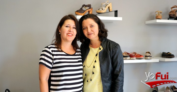 Claudia Contreras, Julia Salas