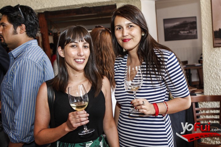 Consuelo Goeppinger, Carolina Freire