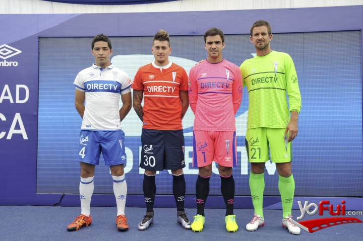YoFui.com Jugadores históricos en el lanzamiento de nueva camiseta de UC, Estadio San Carlos de Apoquindo (6462)
