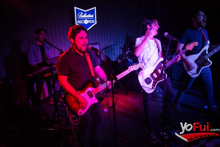 YoFui.com La banda nacional Jiminelson animó a los invitados de Casa Ballantine's, Casa Ballantine's (6479)