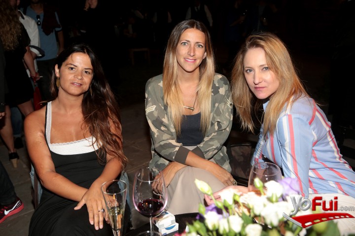 Gabriela Urrejola, Luz Prieto y Carla Rocca, Carla Rocca