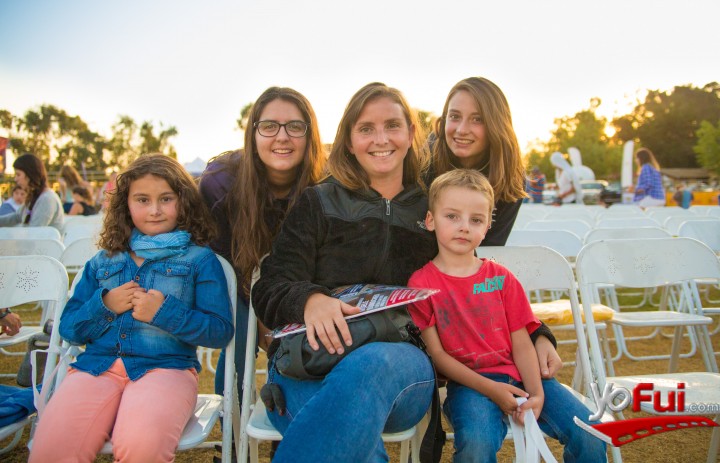 Amelia Escudero, Soledad Escudero, Angeles Silva, Rafael Valdés, Martina Escudero