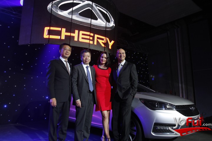 Jin Yibo, He Xiaoqing, Angela Prieto, Hugo Castro