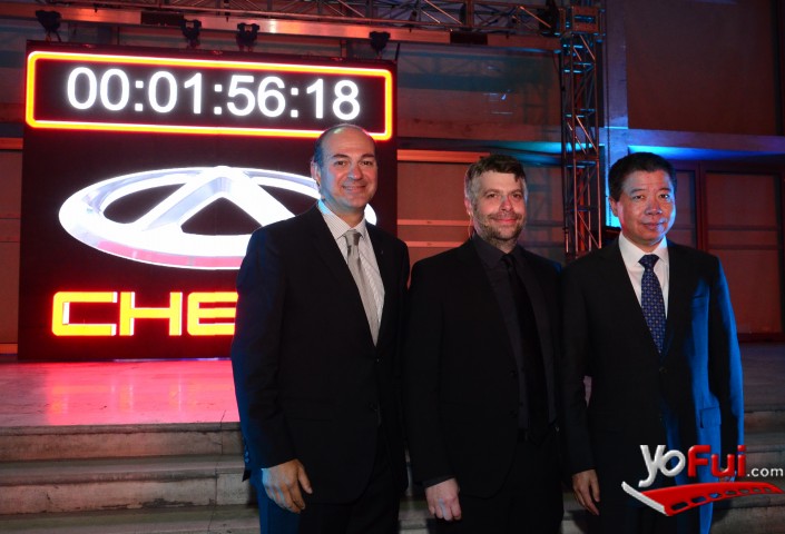 Hugo Castro, James Hope, He Xiaoqing