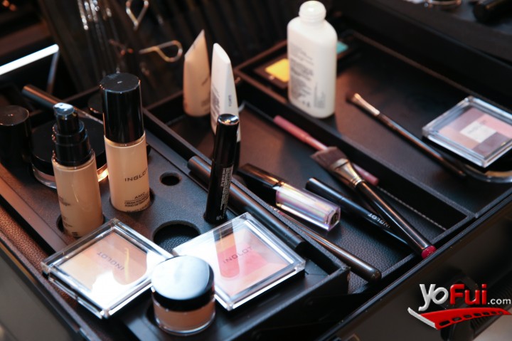 Fotografía en Black Swan: la espectacular nueva colección de Inglot Cosmetics, The Room