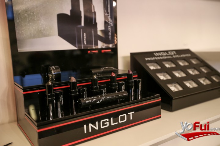 Fotografía en Black Swan: la espectacular nueva colección de Inglot Cosmetics, The Room
