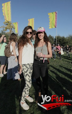 Antonia Dominguez, Sara Larrain