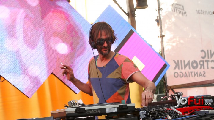Fotografía en Movistar presentó a Dj Villalobos en Piknic Electronik, Parque de las Esculturas