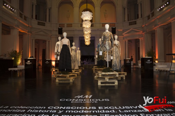Fotografía en H&M lanza su Colección Conscious 2016 en Chile, Museo de Arte Contemporáneo