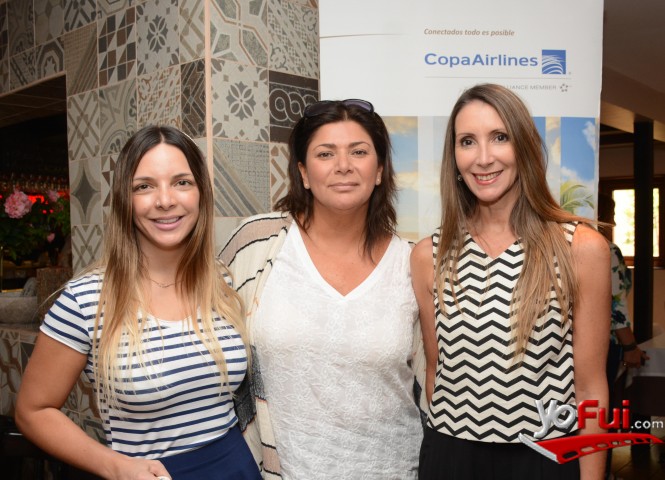 Ignacia Uribe, Francisca Rodríguez, Lorraine Thomson