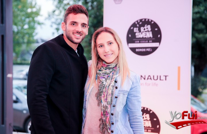 Nicolás Carrizo, Camila Grove