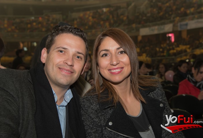 Jhon Gwynne, Claudia Esquivel