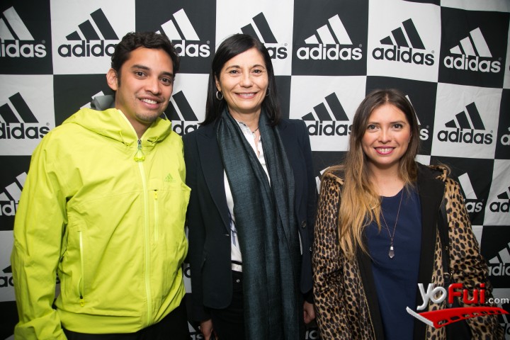 Javier Zavalaga, Lorena Valenzuela, Lorena Flores