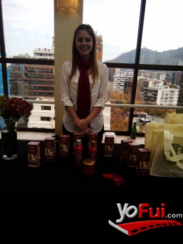 Fotografía en Almuerzo ofrecido por  Henna Surya Brasil, Salón Piscina Panorámica del Santiago Park
