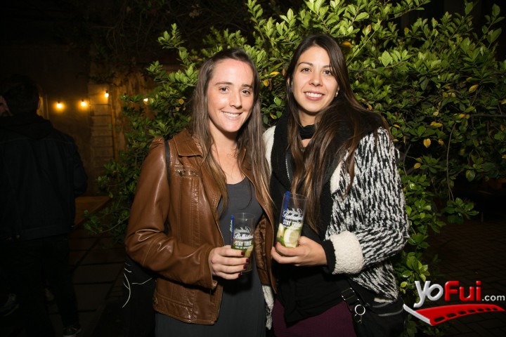María Jesús Schleyer, Francisca Araya