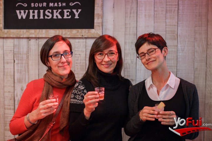 Karen Clunes, Akemi Tsuru, Carolina Godoy