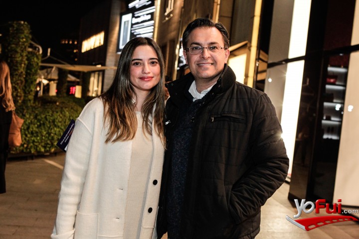 Monserrat Soto, Roger Sloukgi