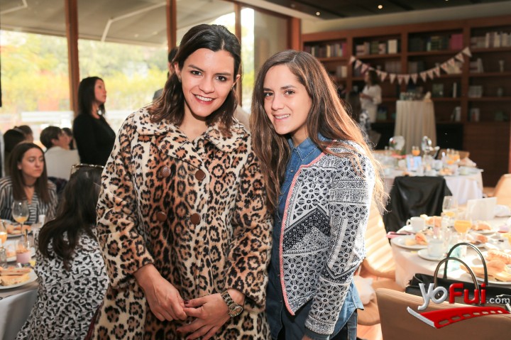 Javiera Oyarzún, Camila Donoso