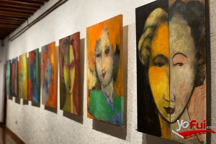 Fotografía en Inauguración “De Regreso a la Cumbre” de Marcela Mendy, Casas de Lo Matta