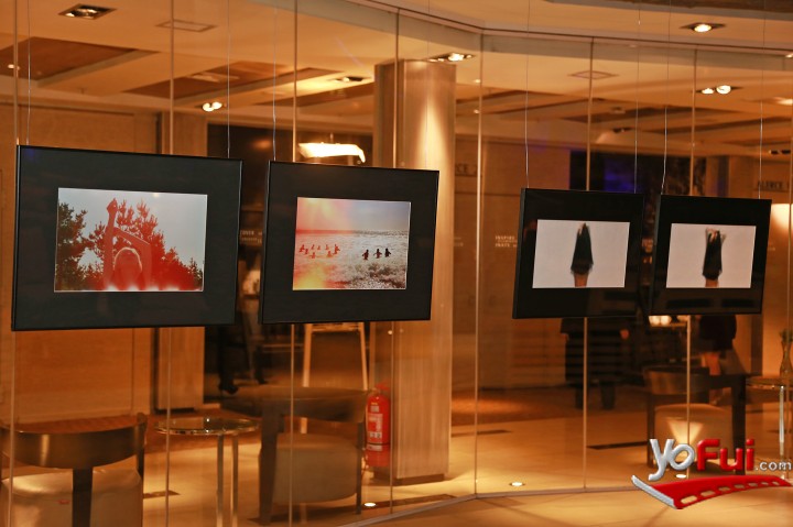Fotografía en Brooks Brothers y el arte se unen en Colectiva 10, Hotel Renaissance