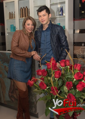 Claudia Gallego, Dennis Tupicanskas