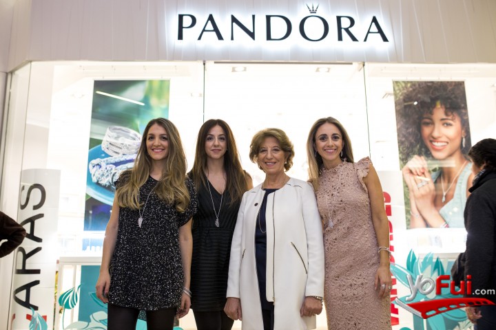 Paulina Mery, Francisca Mery, Marlene Satt, Macarena Mery