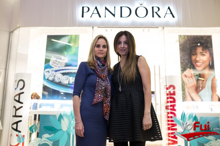 Fotografía en Inauguración Tienda Pandora, Tienda Pandora