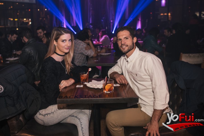 Alexandra Briones, Javier González