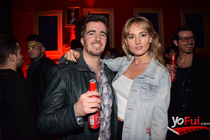 Carlos Balbontín, Victoria Mateos