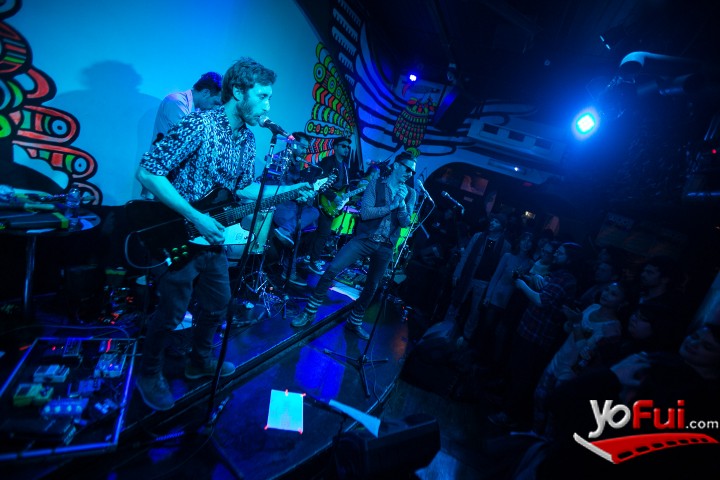 Fotografía en Ballantine´s Records se toma  "La Batuta y El Clan", Diferentes locaciones