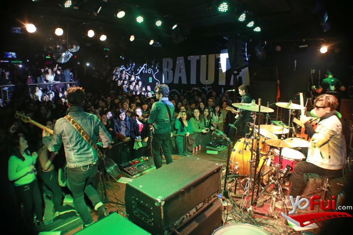 Fotografía en Ballantine´s Records se toma  "La Batuta y El Clan", Diferentes locaciones