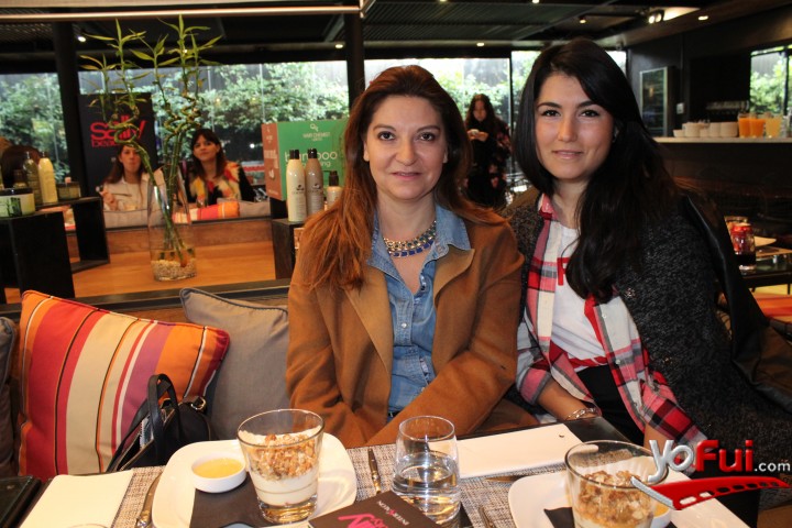 Francisca Vives, Constanza Vivanco