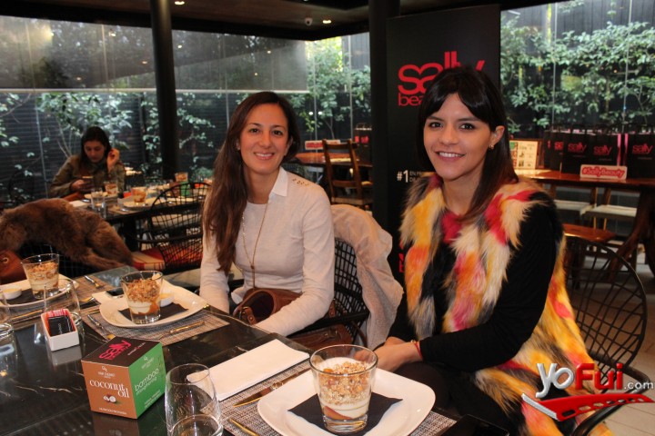 Marcela Niemann, Javiera Oyarzún