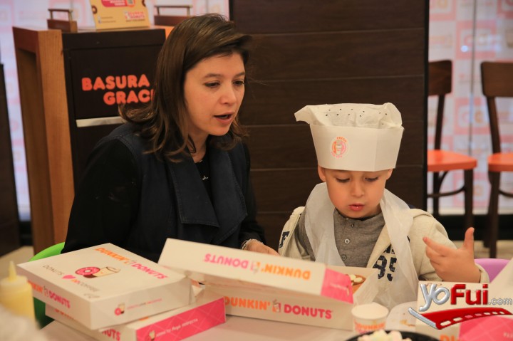 Fotografía en Día del Niño en Dunkin' Donuts, Dunkin' Donuts