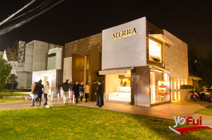 Fotografía en La Felicidad Espacial: FE, Tienda Sierra