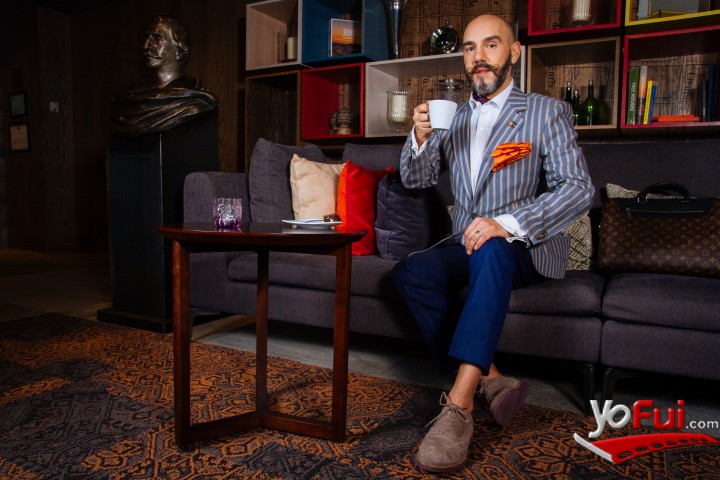 Fred Redondo:  Look 5:  Traje a medida:  Calabrese, Zapatos: El Ganso