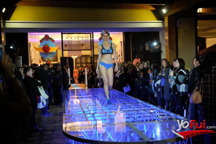 Fotografía en Cotys presentó "Bendita Corsetería", Tienda Cotys