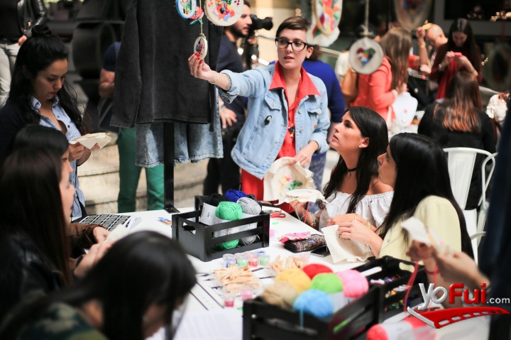 Talleres de elaboración de collares, bordado mixto y personalización de prendas con parches