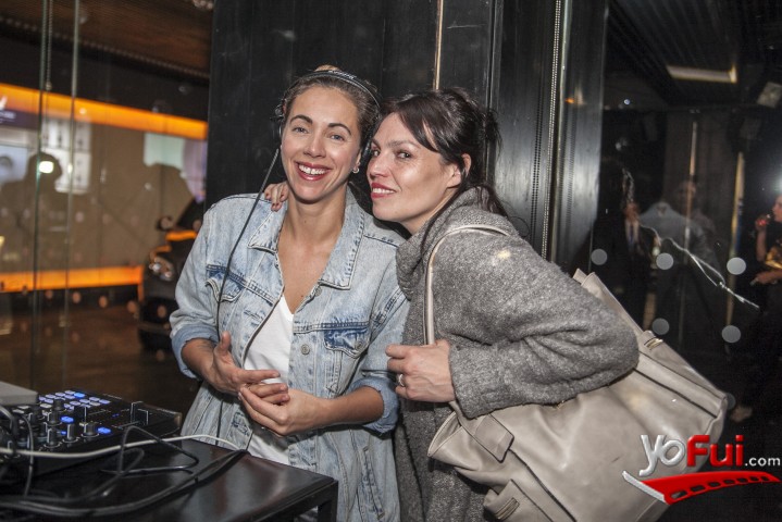 Fernanda Arrau, Angela Acuña